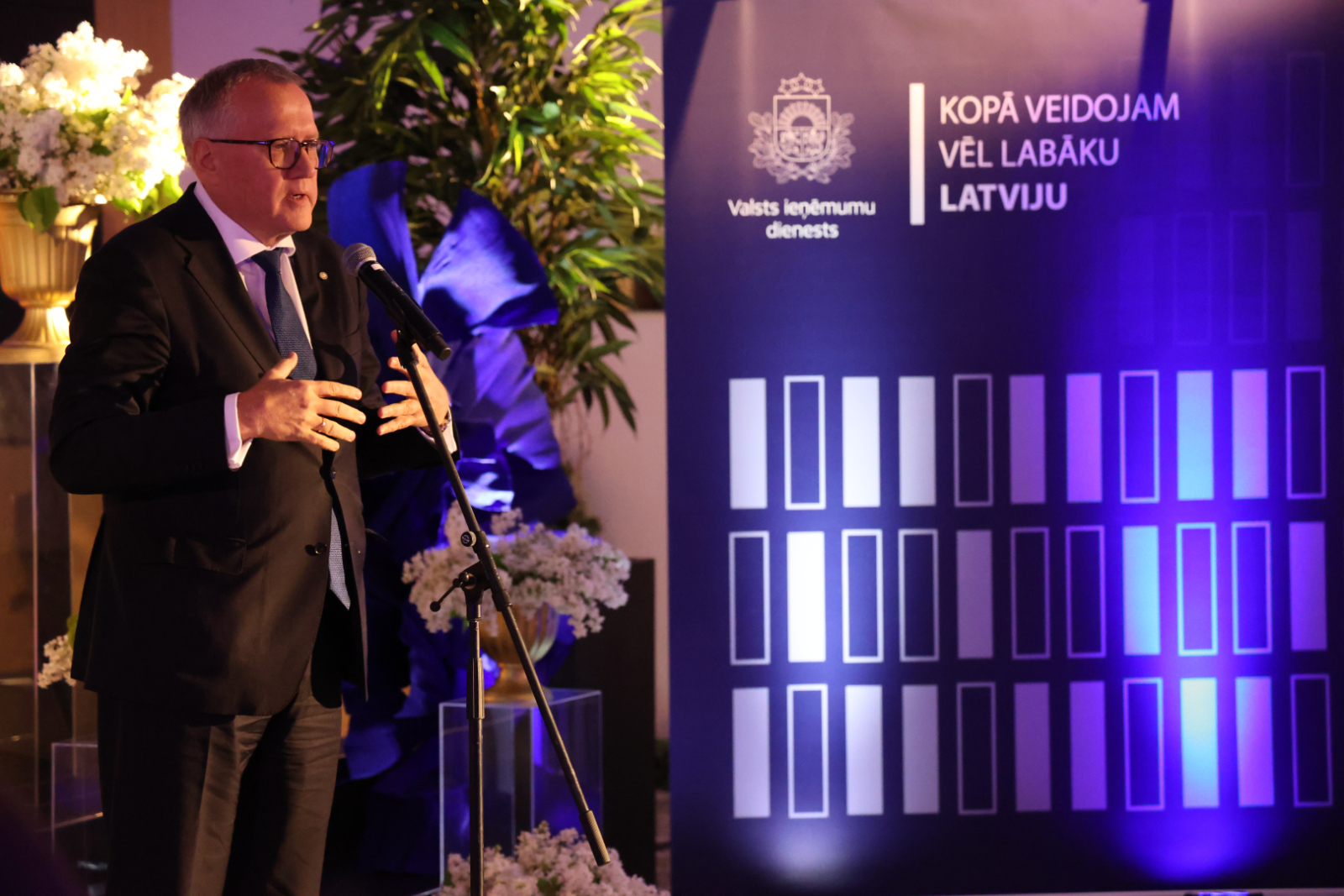 Svinīgi apbalvoti 2025. gada lielākie nodokļu maksātāji