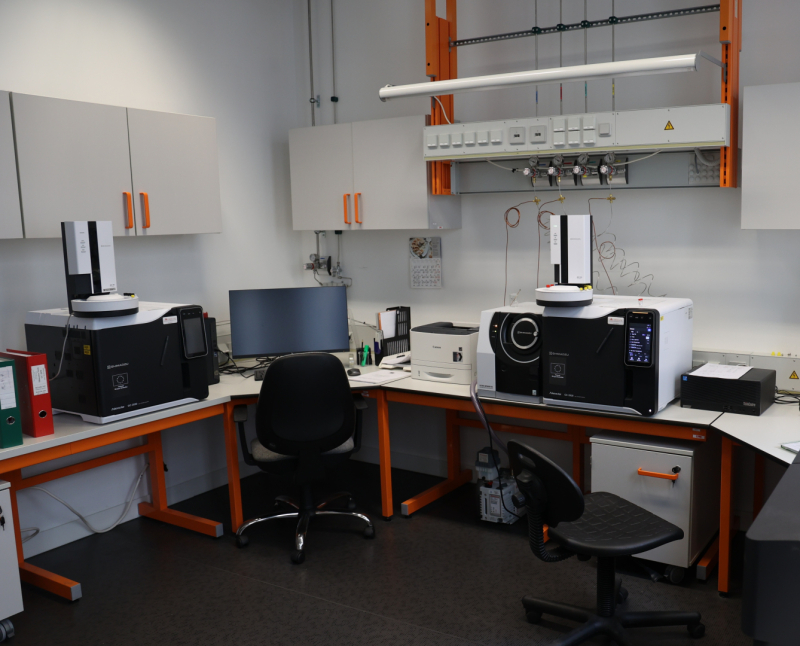 Muitas laboratorijas telpa ar jaunajām iekārtām