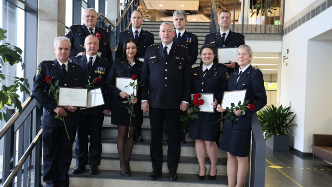 Ar Pasaules Muitas organizācijas Goda rakstu apbalvotās Valsts ieņēmumu dienesta amatpersonas 
