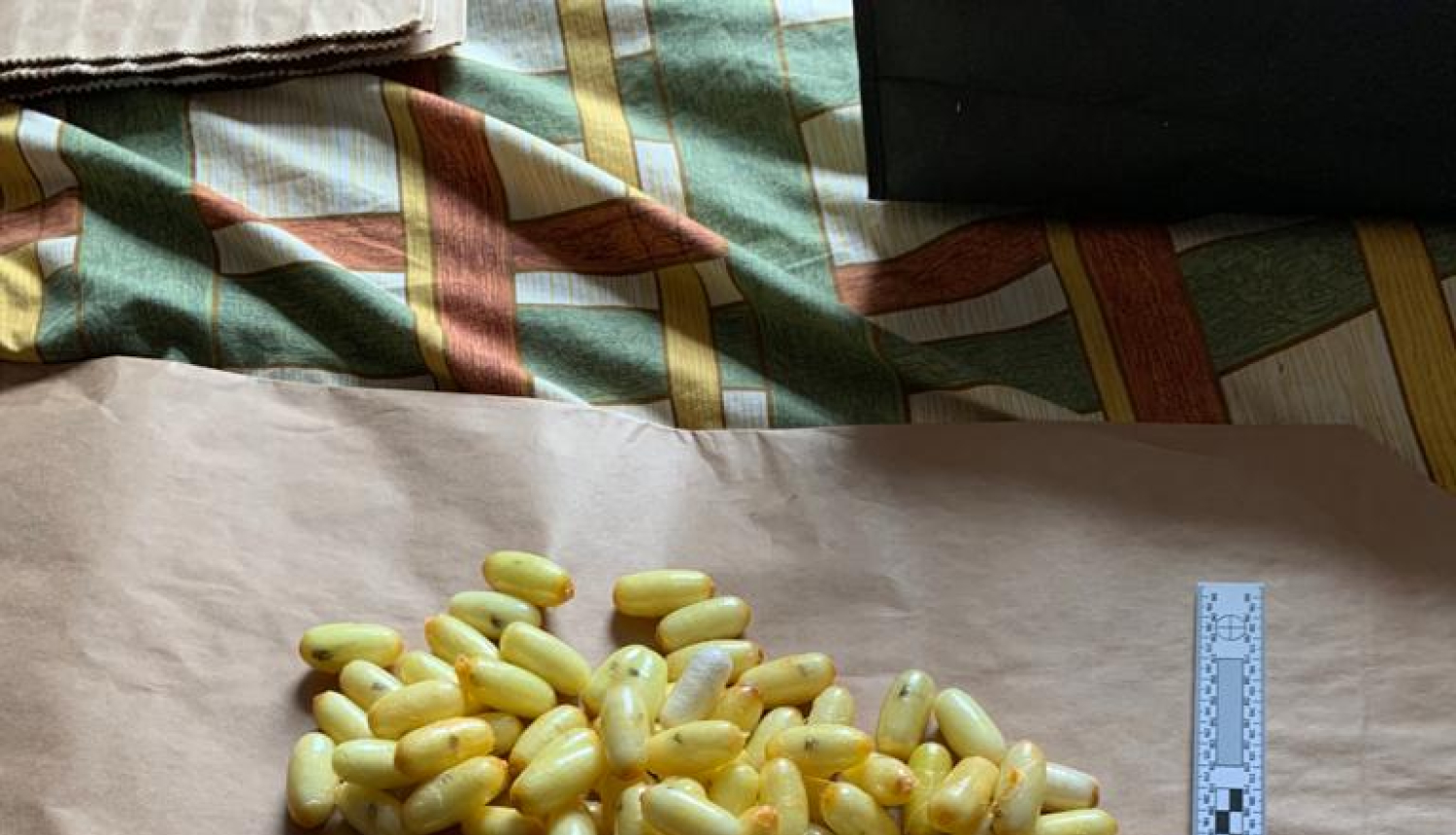 Kokaīna kapsulas, ko cilvēks pārvadājis savā ķermenī 